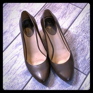 Cole Haan pumps. Only worn few times-unique color!